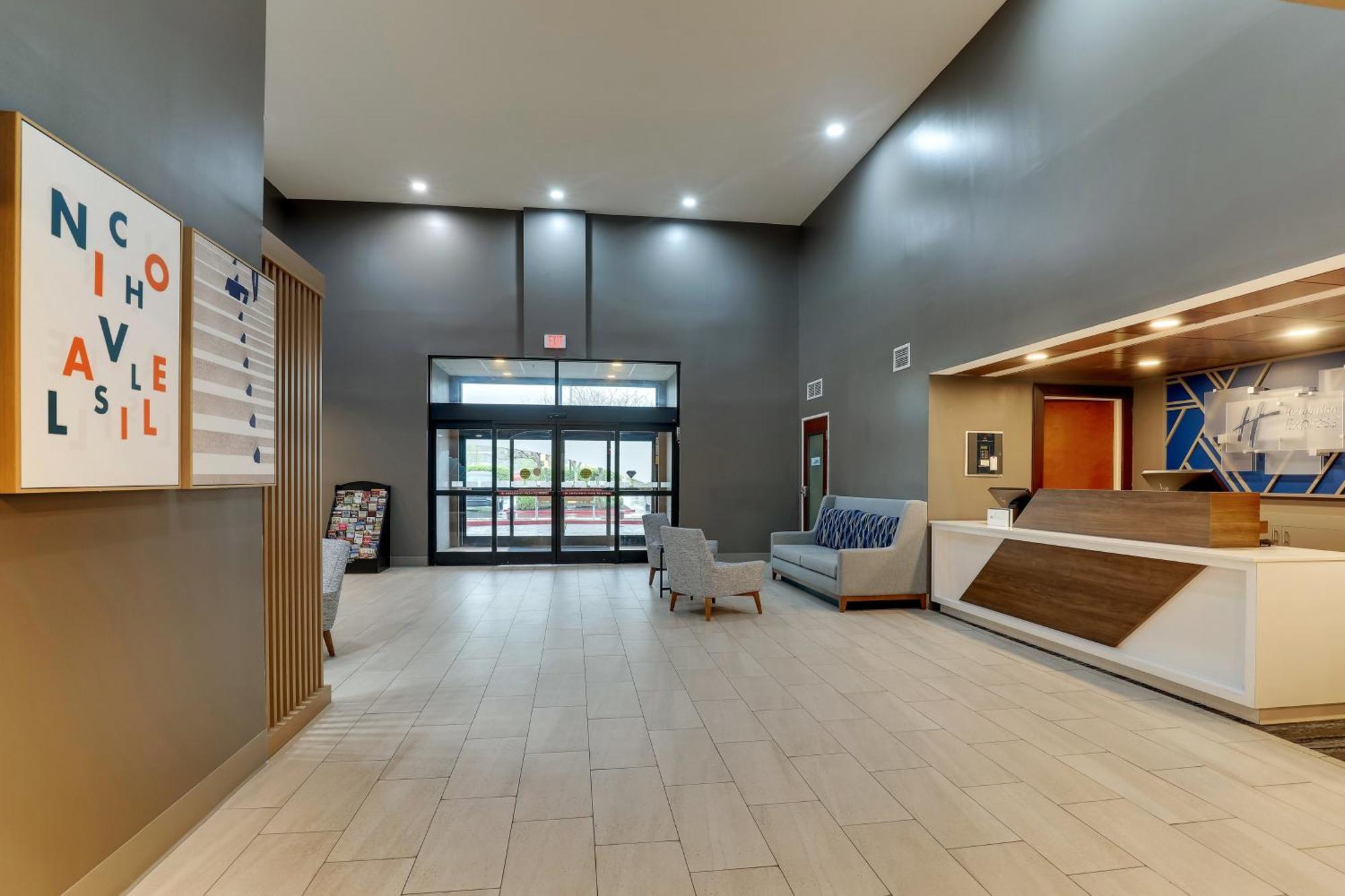 Holiday Inn Express Lexington Southwest Nicholasville By Ihg Esterno foto
