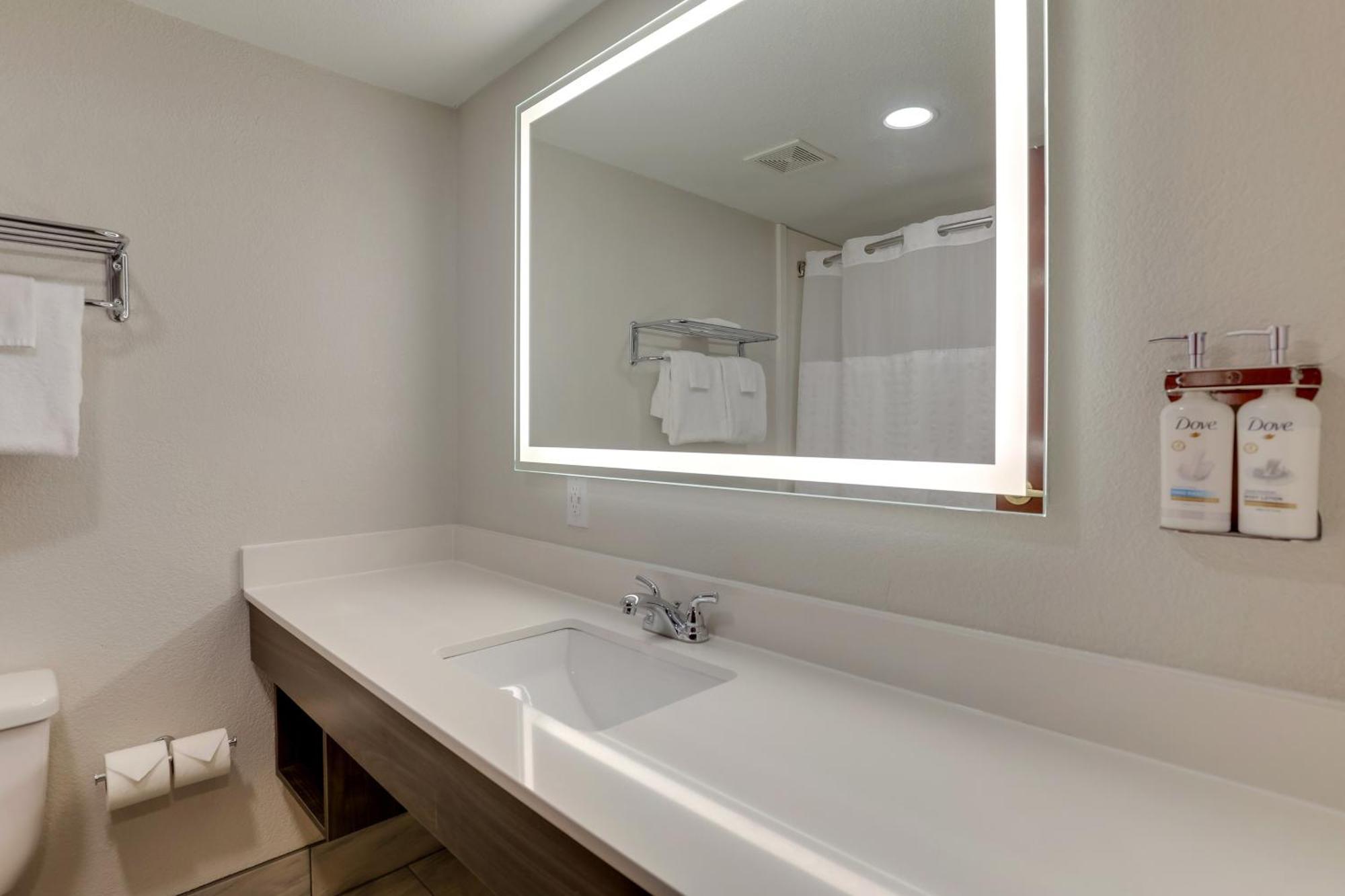 Holiday Inn Express Lexington Southwest Nicholasville By Ihg Esterno foto