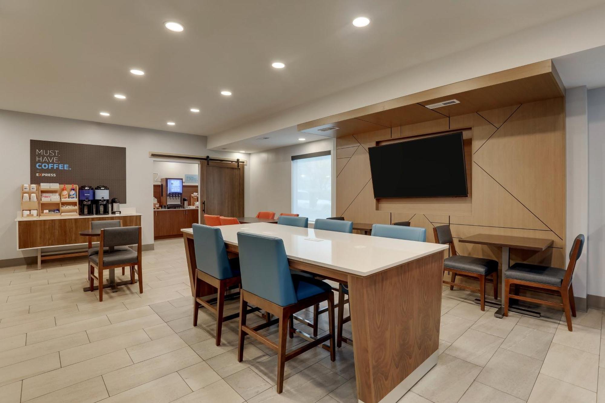 Holiday Inn Express Lexington Southwest Nicholasville By Ihg Esterno foto